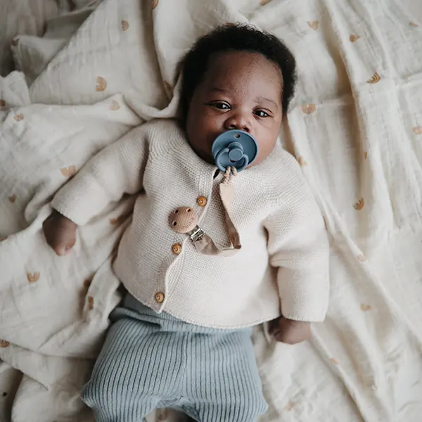 FRIGG Pacifier Baby 4 frigg pacifier baby 4