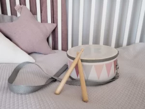 Photo Drum pink and pillow scaled